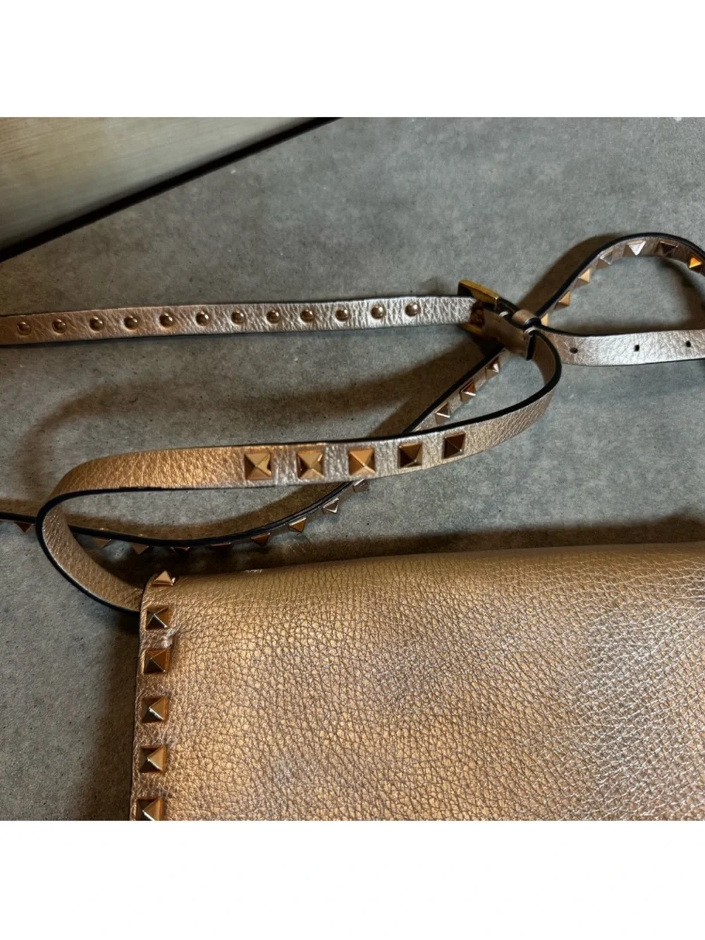 Valentino received as wearer
